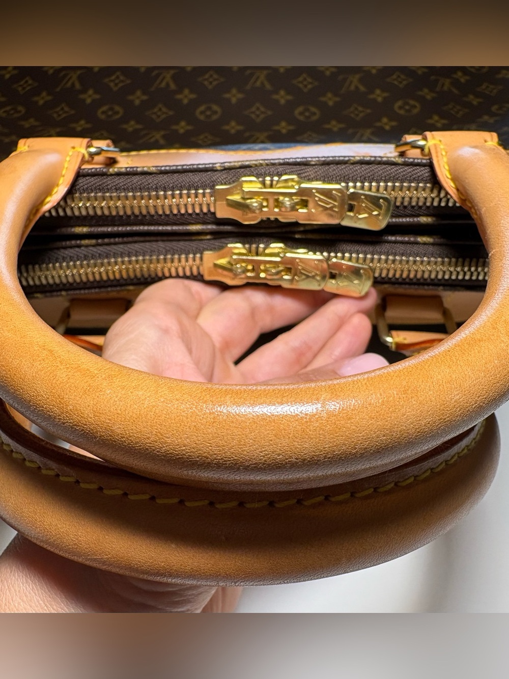 Vintage Louis Vuitton Monogram Alizé - Picture 12 of 16
